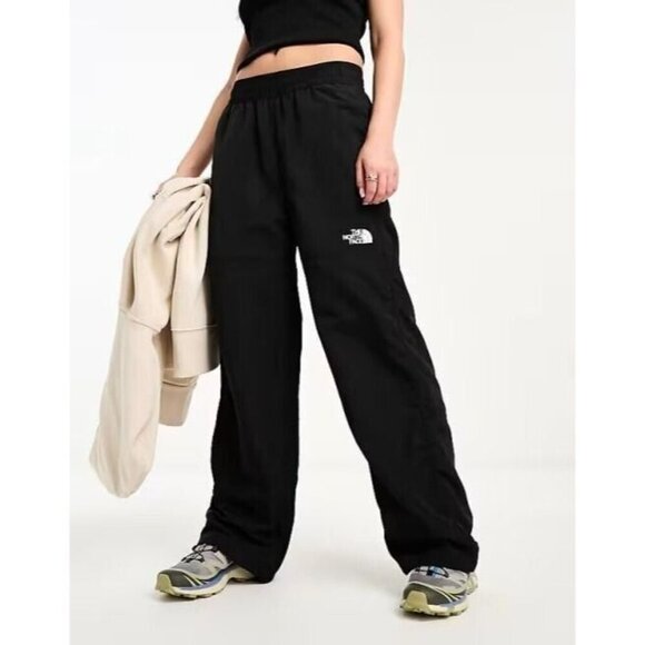 NEW The North Face Women’s XL TNF Nylon Easy Pants NWT $90 - Picture 1 of 4